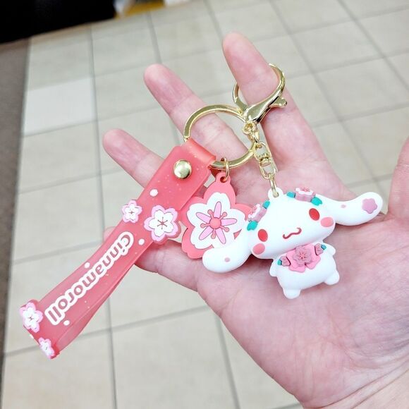 Brand New Sanrio Cinnamoroll Pink Sakura Keychain - Picture 1 of 4